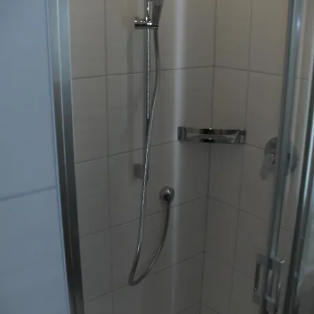 Gasthof Waldhof 2*